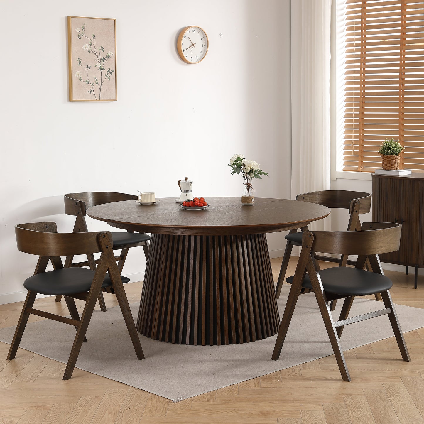 Chaise en bois Samantha en chêne fumé avec assise en PU noire