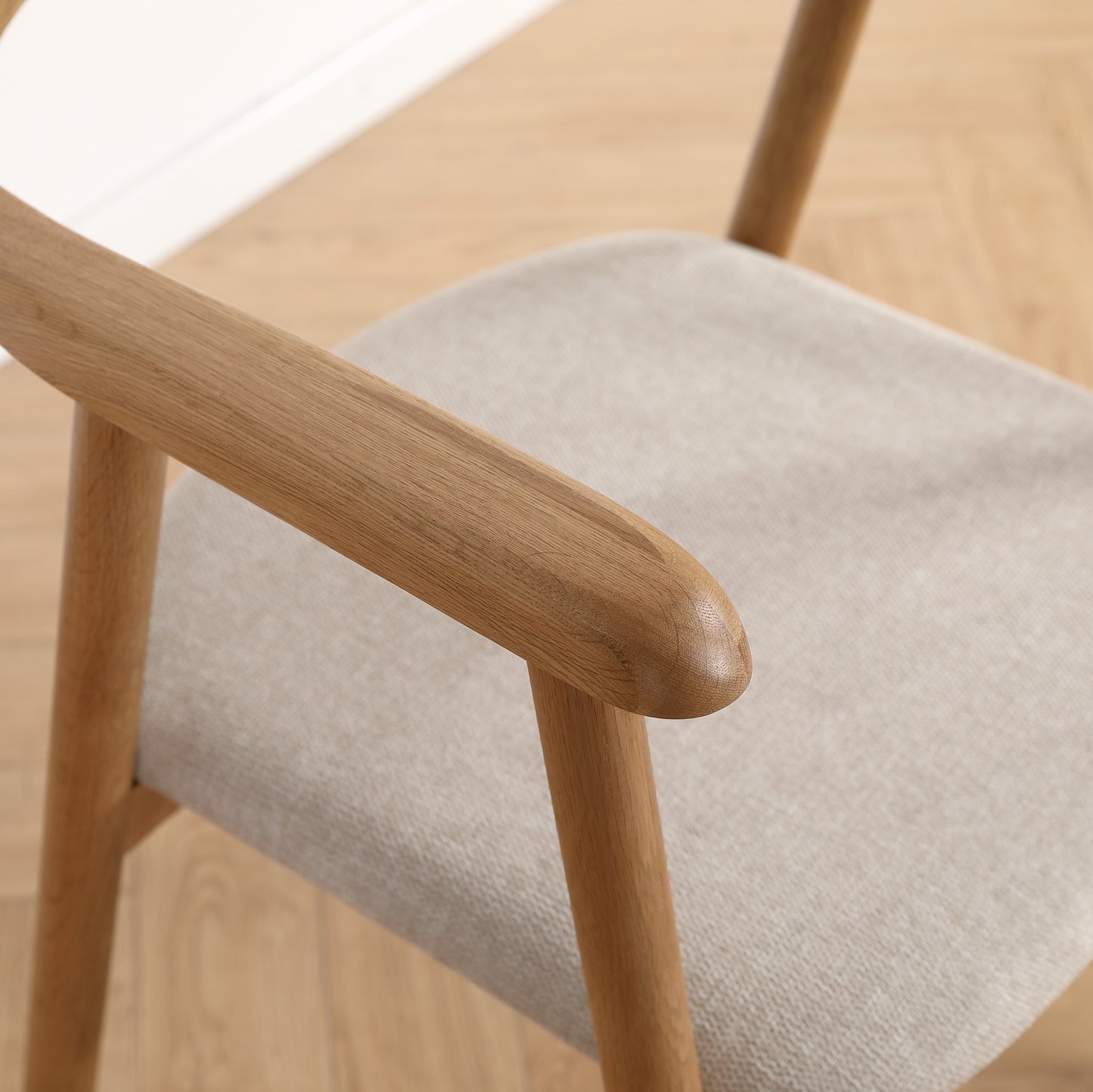 Jocelyn - Chaise de salle à manger en chêne avec assise en tissu beige