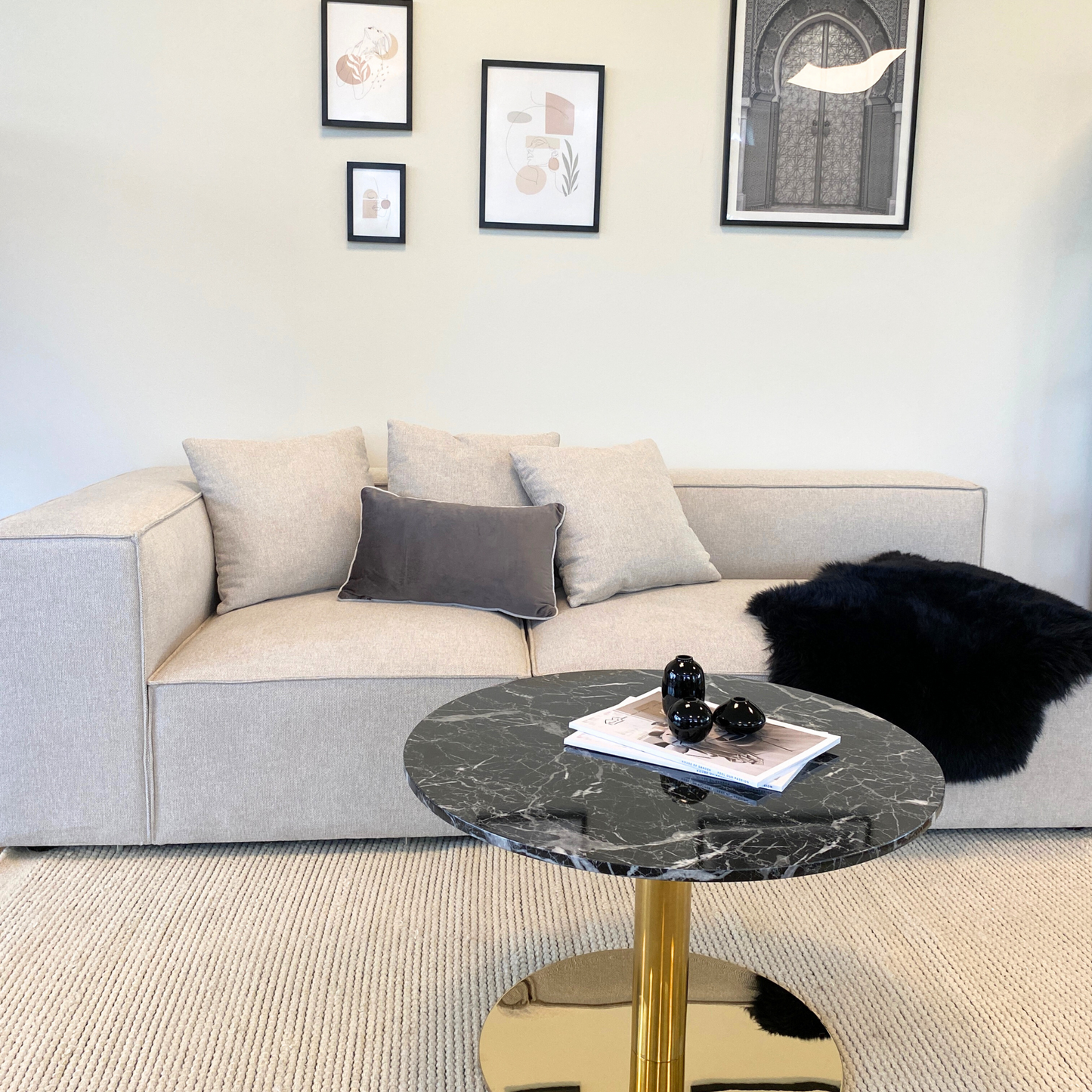 Lazio - Table basse en aspect marbre noir avec pieds dorés Ø70 cm