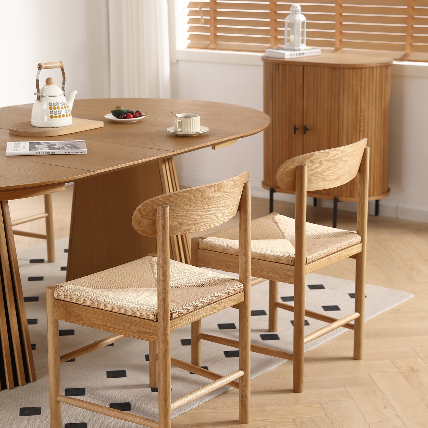 Madison - Chaise en bois en chêne avec assise tressée