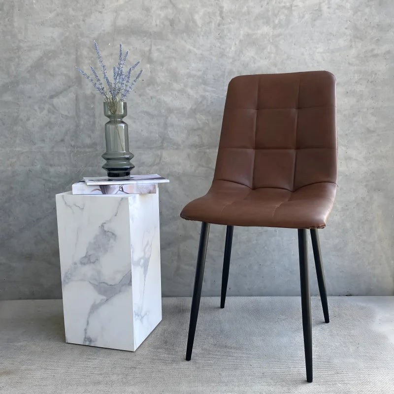 Jessi Chaise de salle à manger - Cuir synthétique brun avec pieds en métal noir
