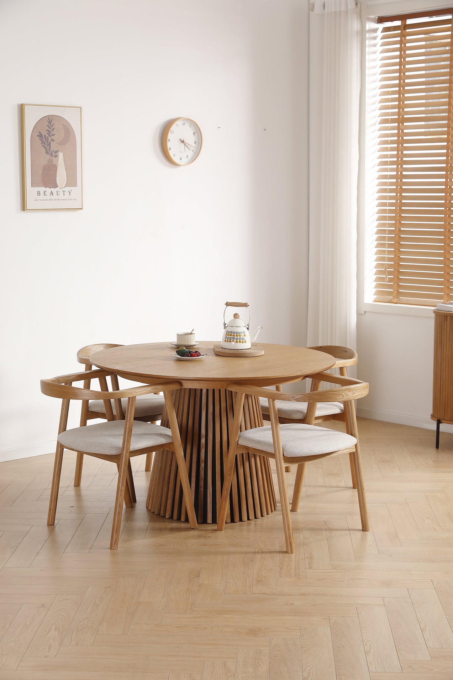 Jocelyn - Chaise de salle à manger en chêne avec assise en tissu beige