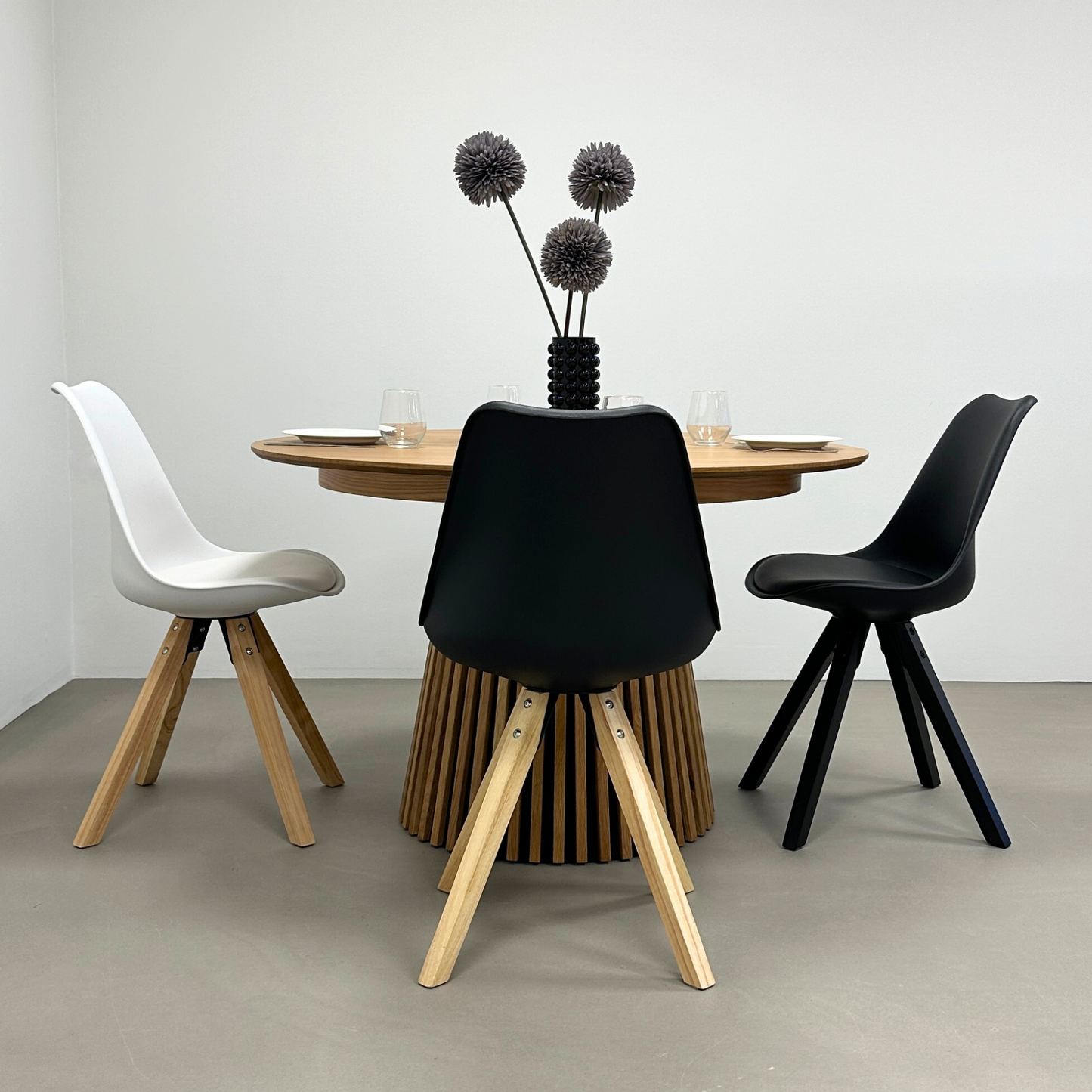 Aria - Chaise de salle à manger blanche avec pieds en bois