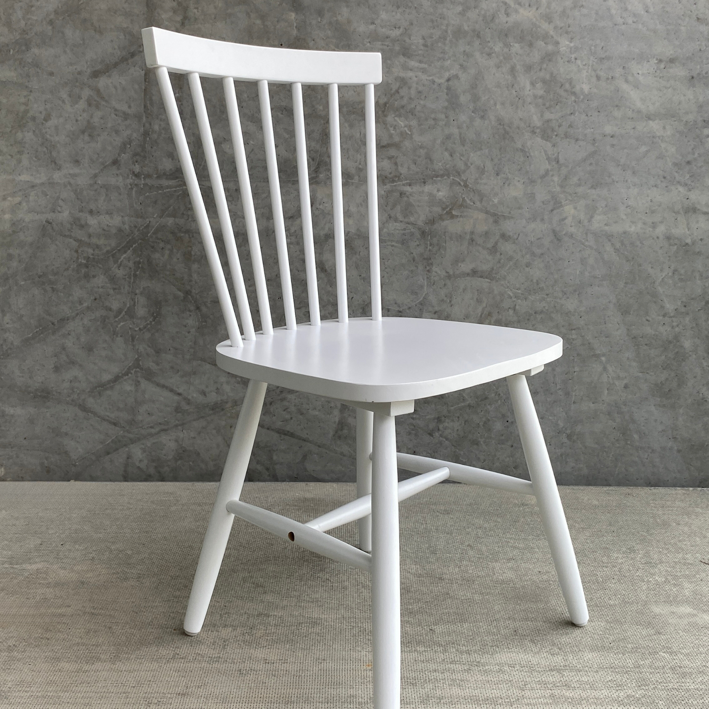 Holly - Chaise de salle à manger en bois blanc