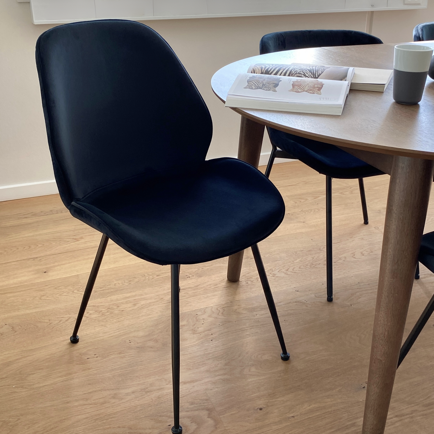 Sallie - Chaise de salle à manger en velours noir