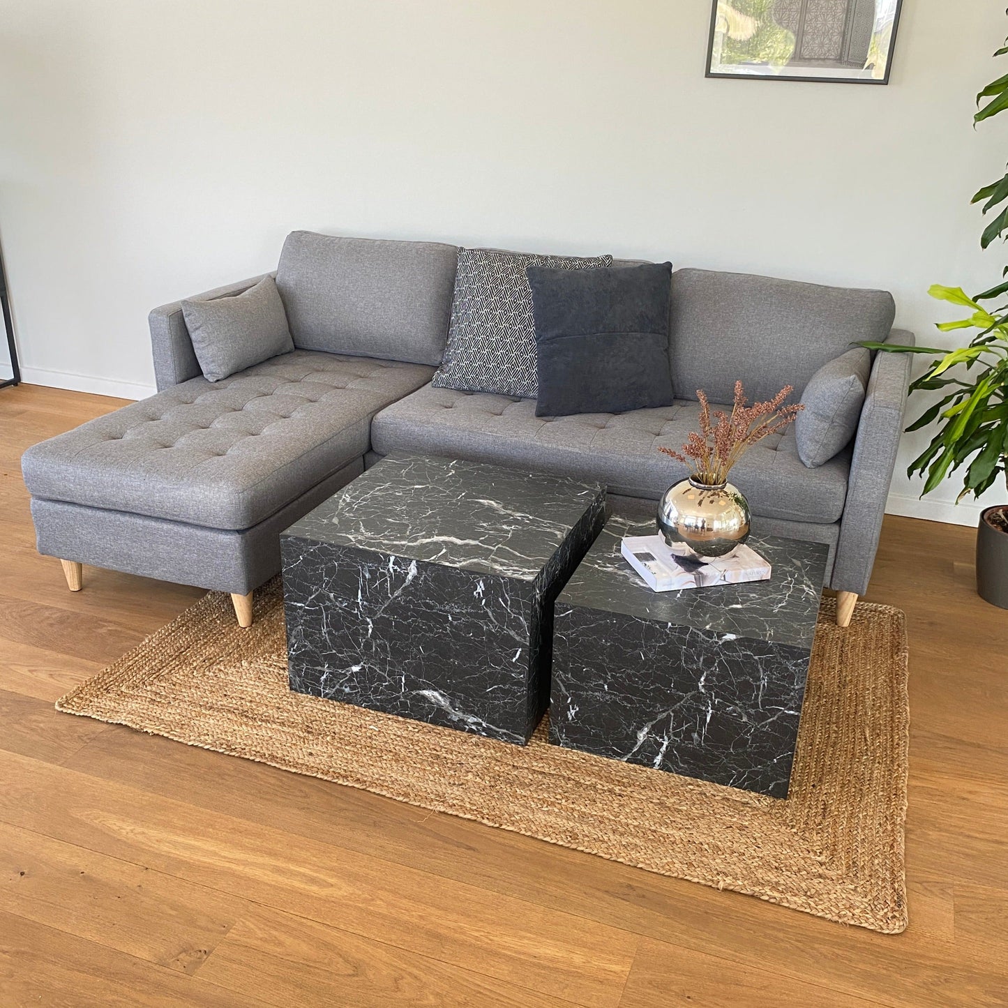 Lulu - Canapé d'angle réversible gris côté droit ou gauche L:215 x P:82 x H:78 cm