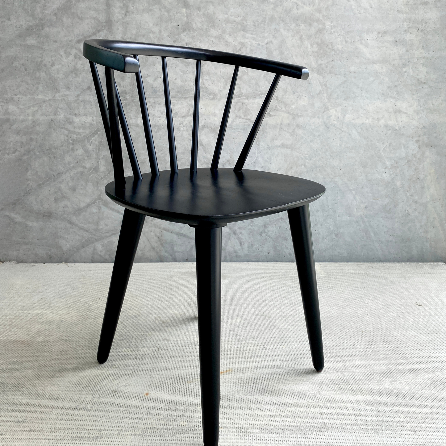 Martha - Chaise de salle à manger en noir